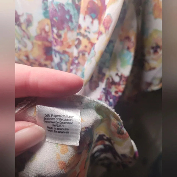 A.na sheer Cover v neck 1/4 button down size 2XL - Picture 4 of 6